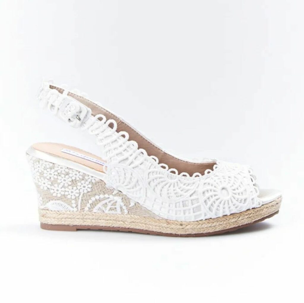 Los zapatos de cuña más versátiles para eventos de día y de noche