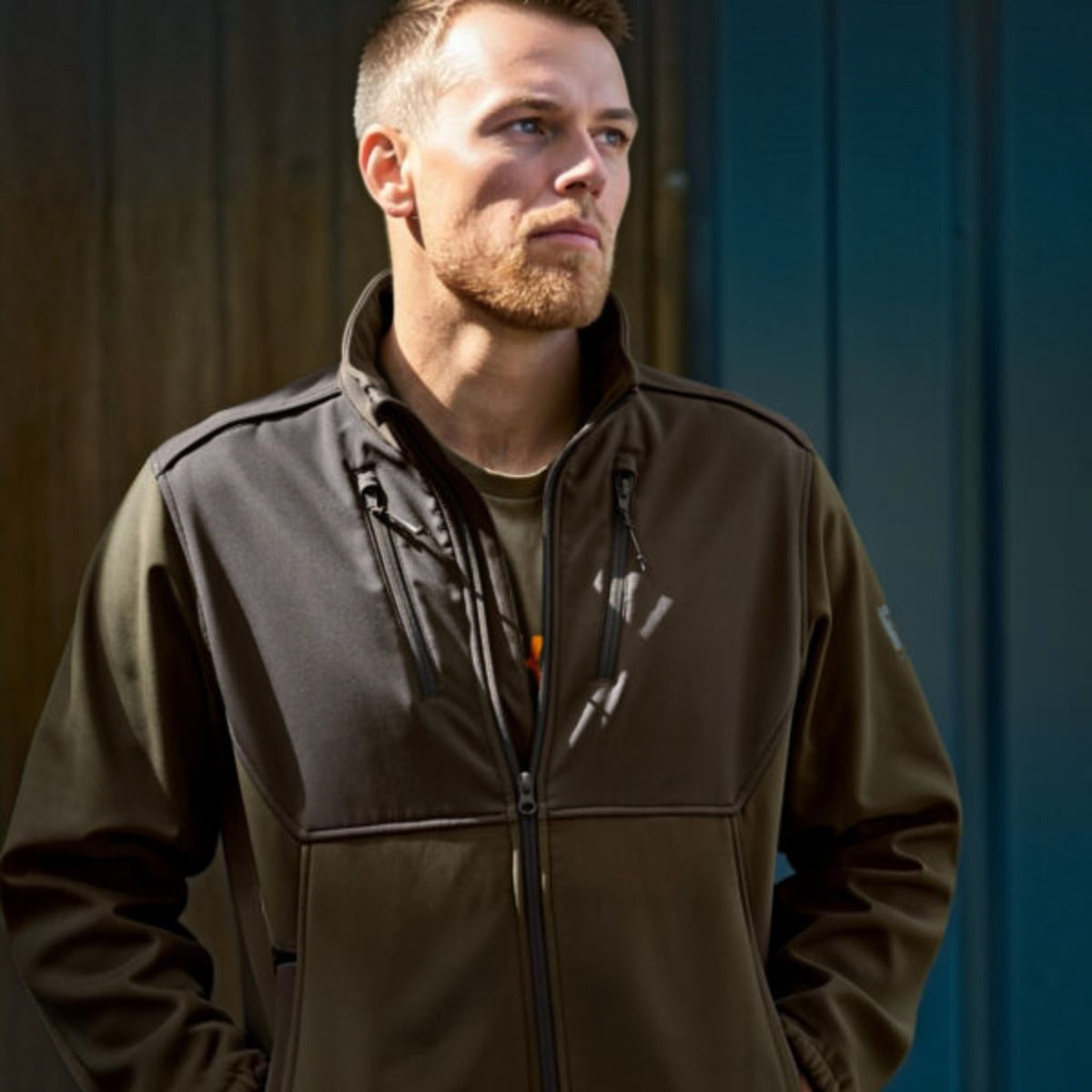 Chaqueta Softshell Härkila Scandinavian Verde Marrón