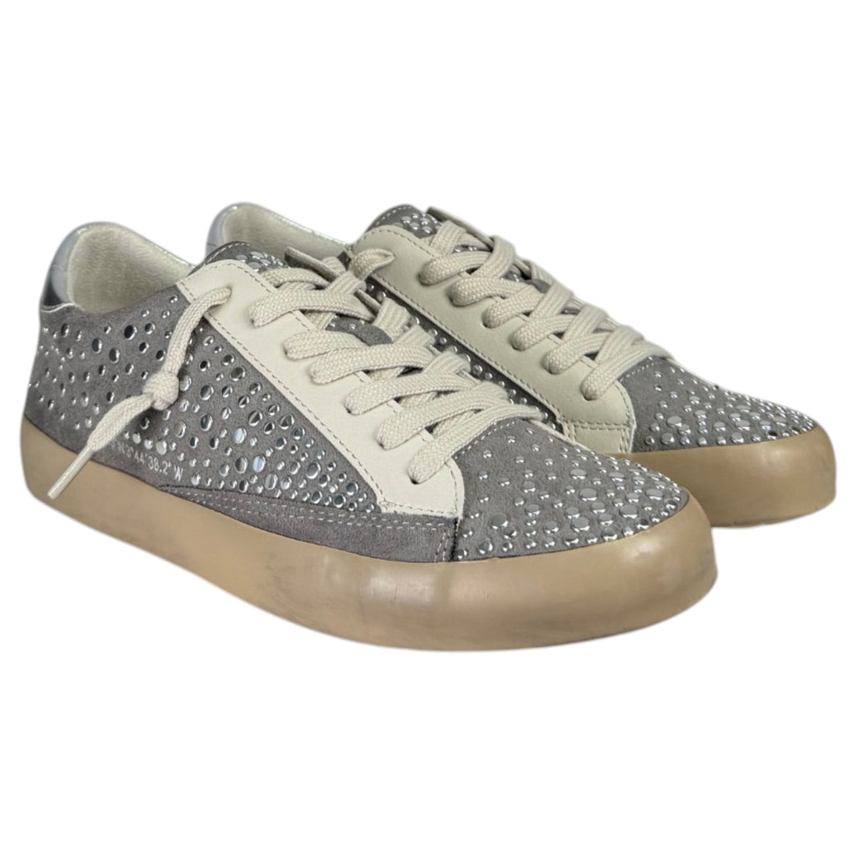 Zapatillas Corina Coordenadas Tachas M6504 Gris