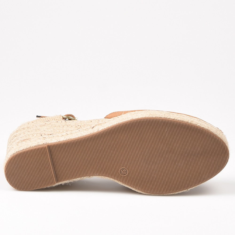 Alpargatas Corina Escote Corazón Hebilla M4301 Camel - imagen 5