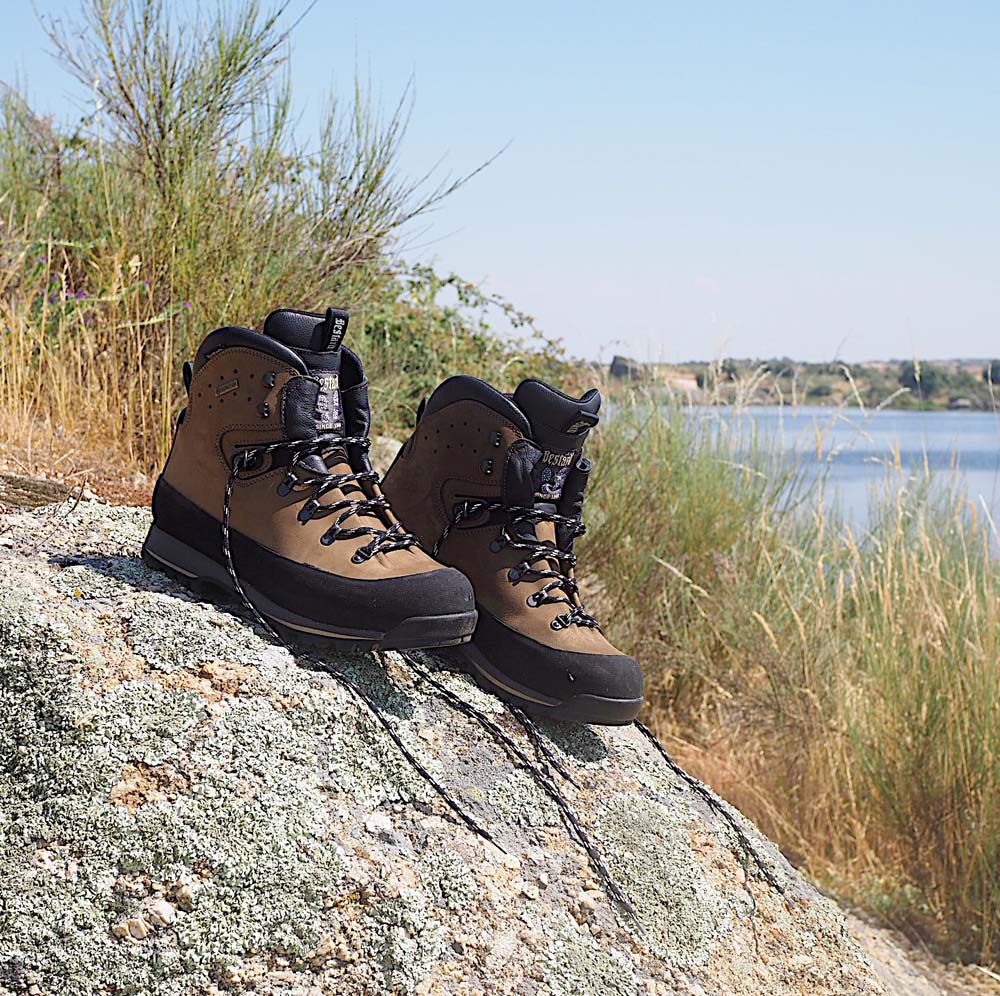 Botas de montaña y trekking Hombre Bestard Breithorn Pro Gore-Tex Marrón - imagen 4