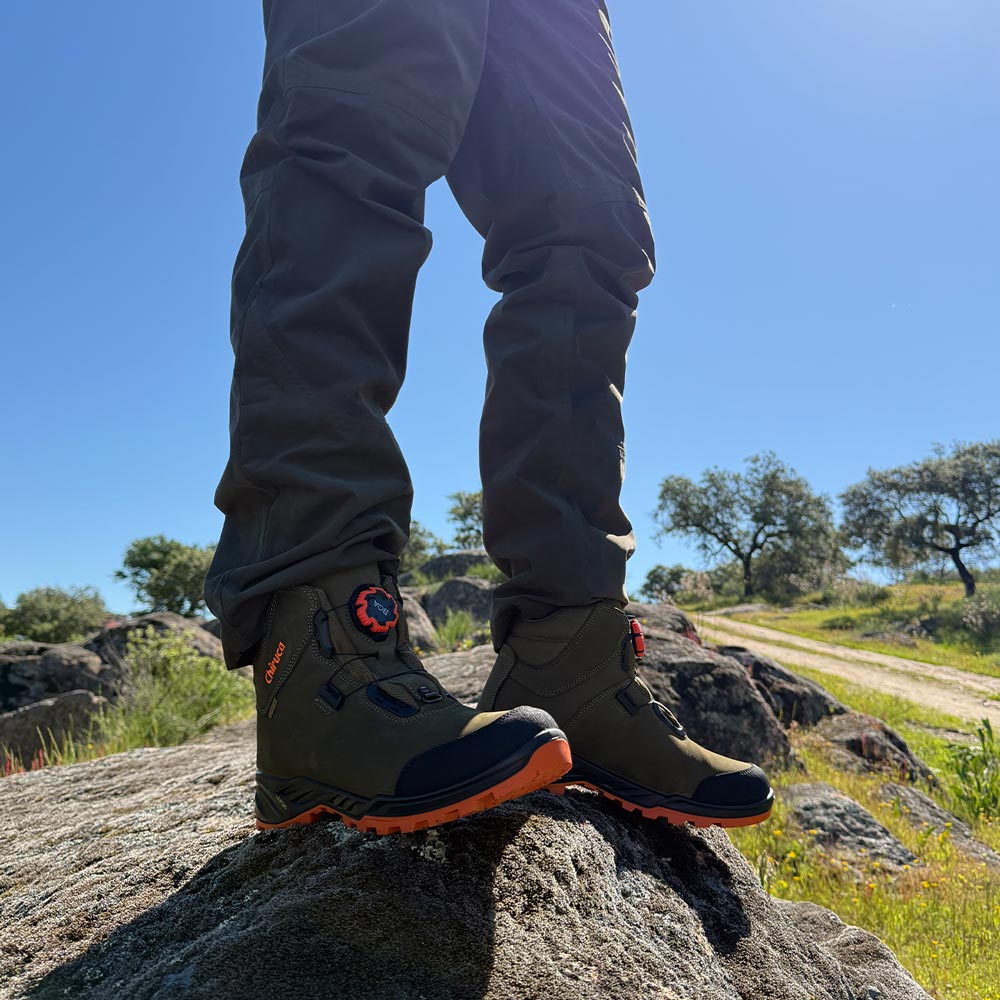 Botas de montaña y trekking Unisex Chiruca Alano Force Boa Hi Vis 08 Gore-Tex Verde - imagen 12