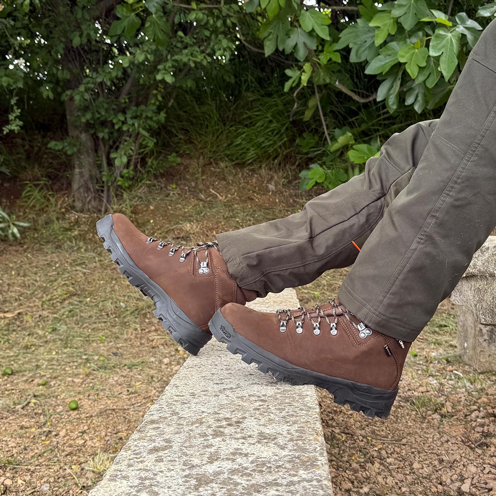 Botas de montaña y trekking Unisex Chiruca Calibre 22 Gore-Tex Marrón - imagen 4