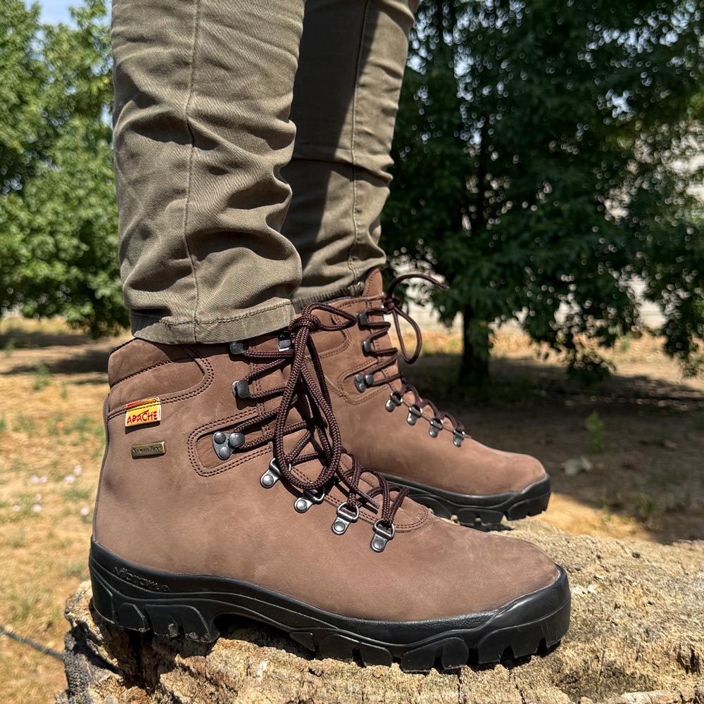 Botas de montaña y trekking Apache Impermeables Extremadura Marrón - imagen 4