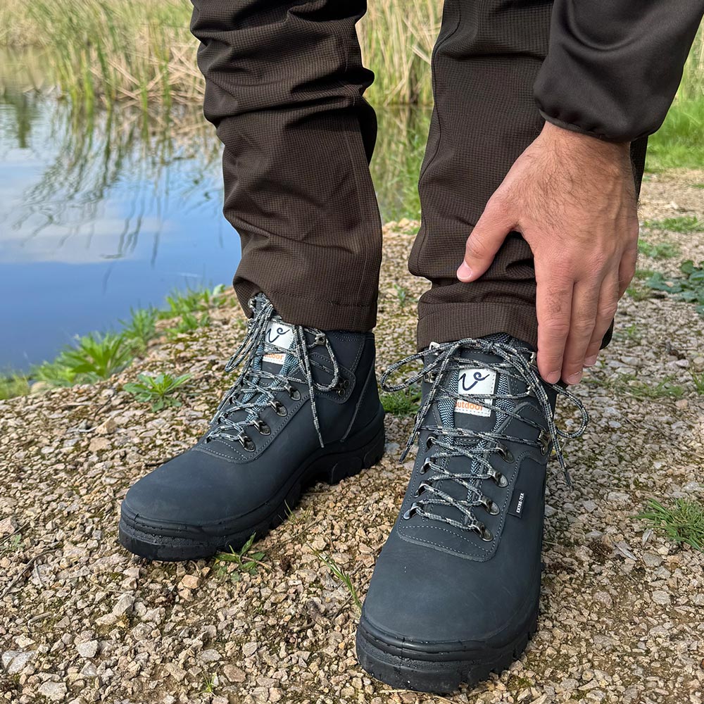 Botas de montaña y trekking Unisex La Valenciana Impermeables Yuste Gris - imagen 2