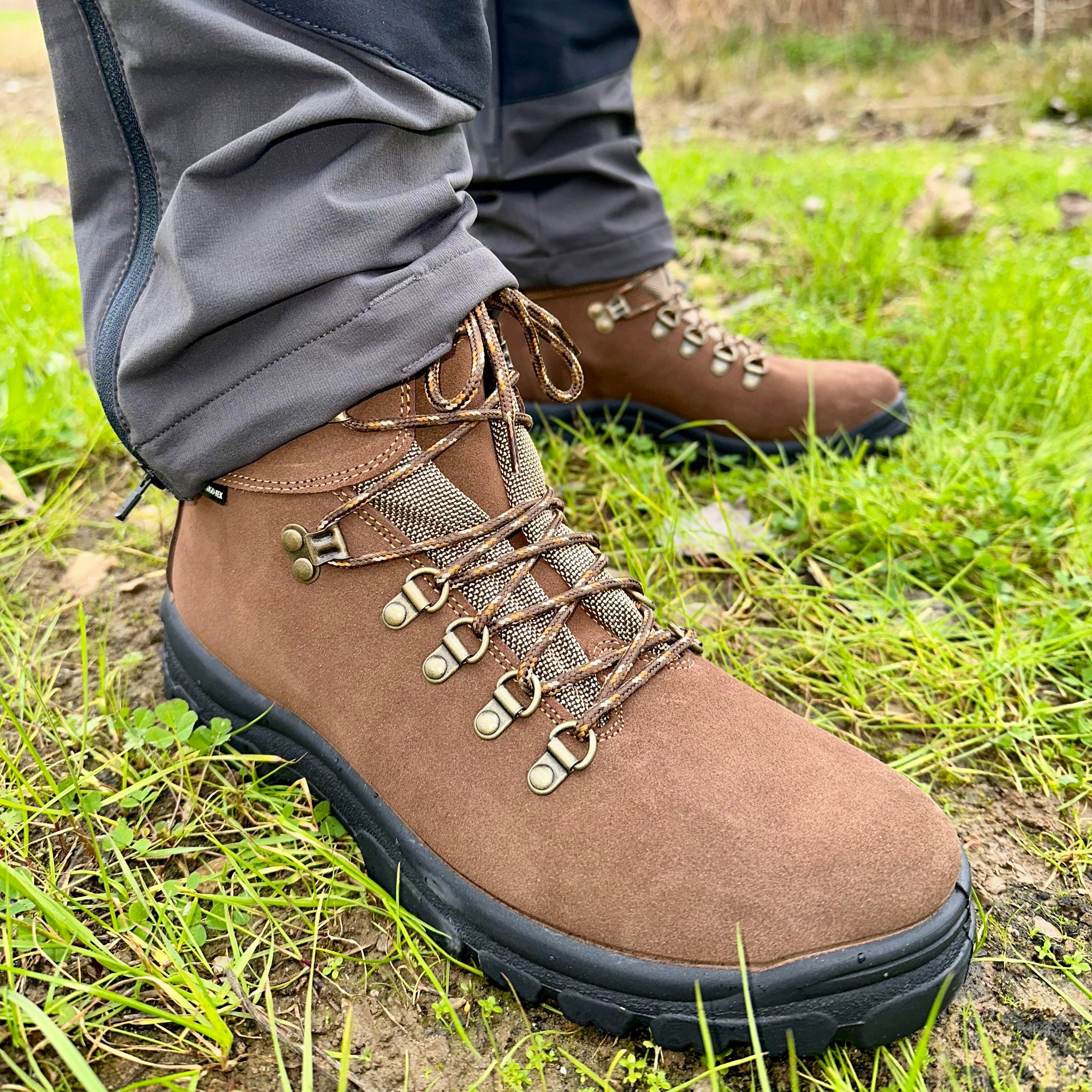 Botas de montaña y trekking Unisex Postigo Impermeables Piel Marrón - imagen 8