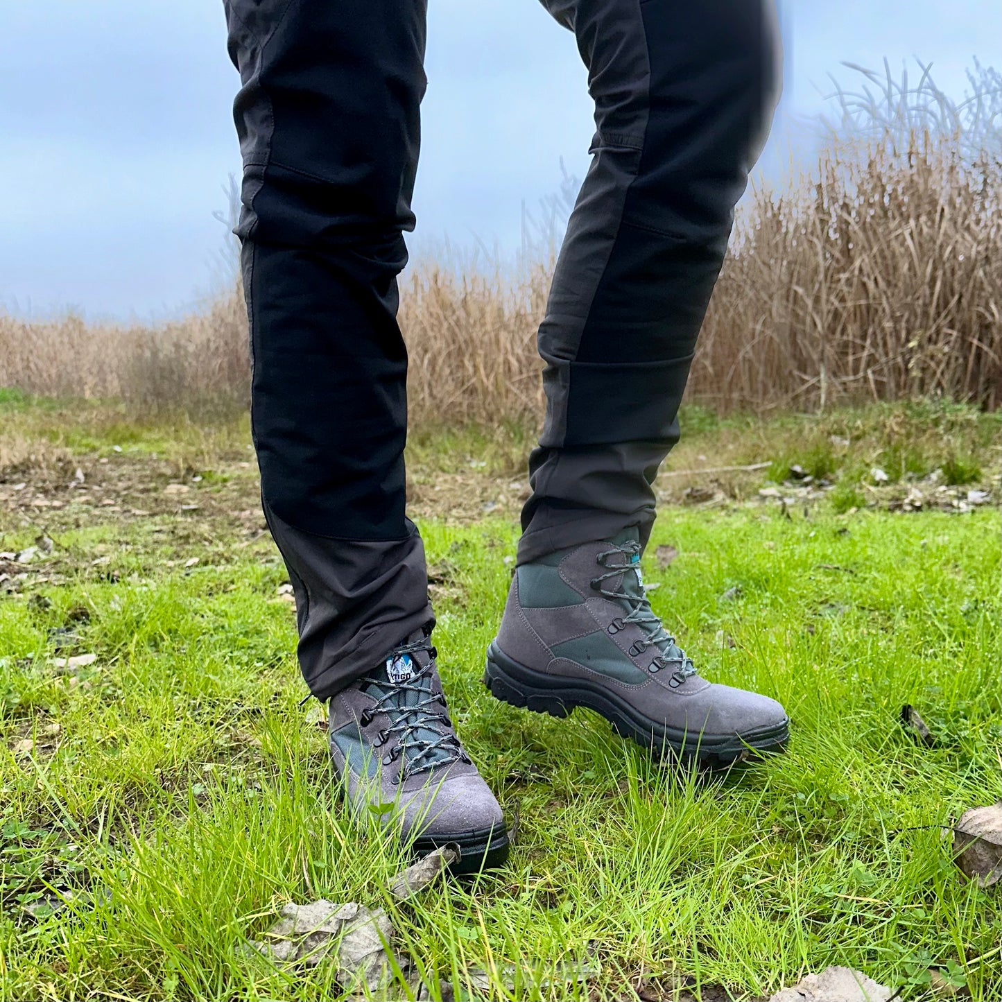Botas de montaña y trekking Unisex Postigo Piel Cordura Gris - imagen 2