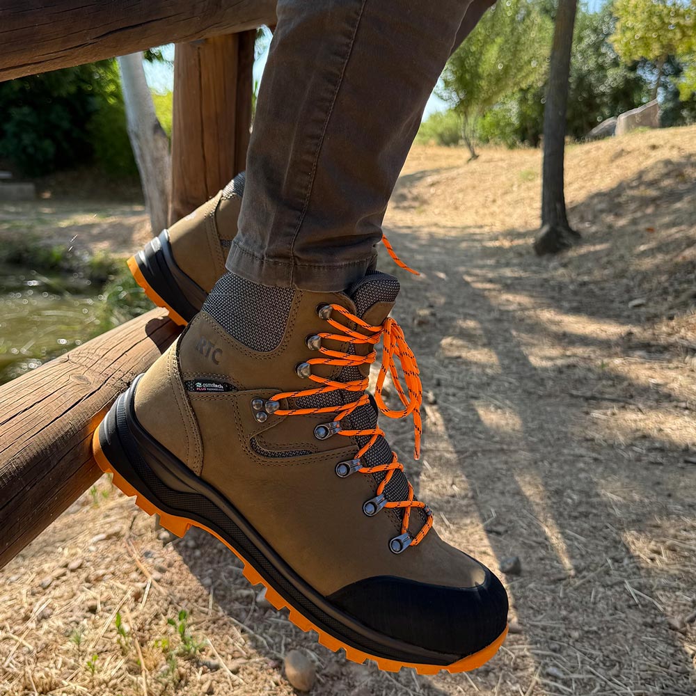 Botas de montaña y trekking Unisex RTC Hart Impermeables Norden 6 VRNO Marrón - imagen 2