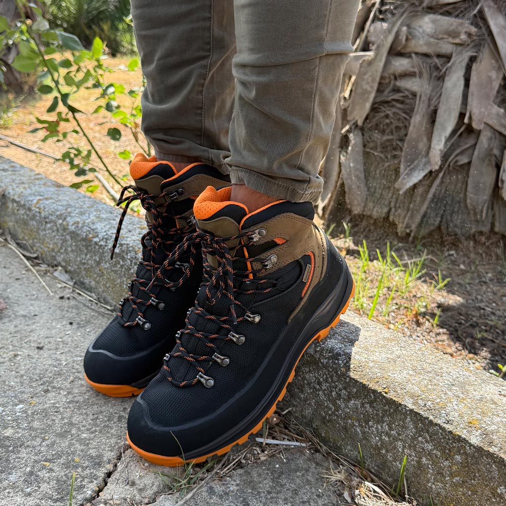Botas de montaña y trekking Unisex RTC Hart Impermeables Resakk VRRE Negro - imagen 4