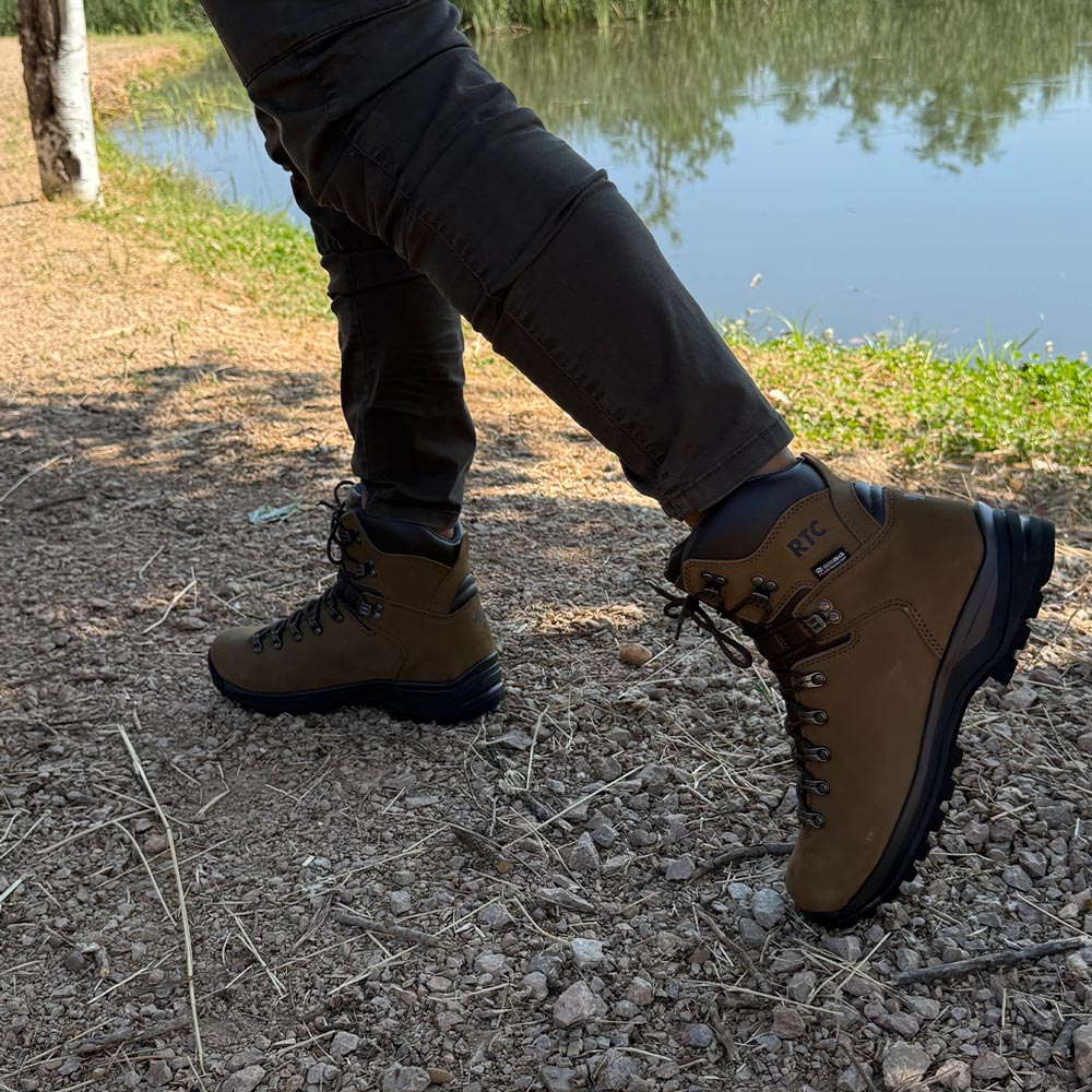 Botas de montaña y trekking Unisex RTC Hart Impermeables Robson 6 VRRO Marrón - imagen 2