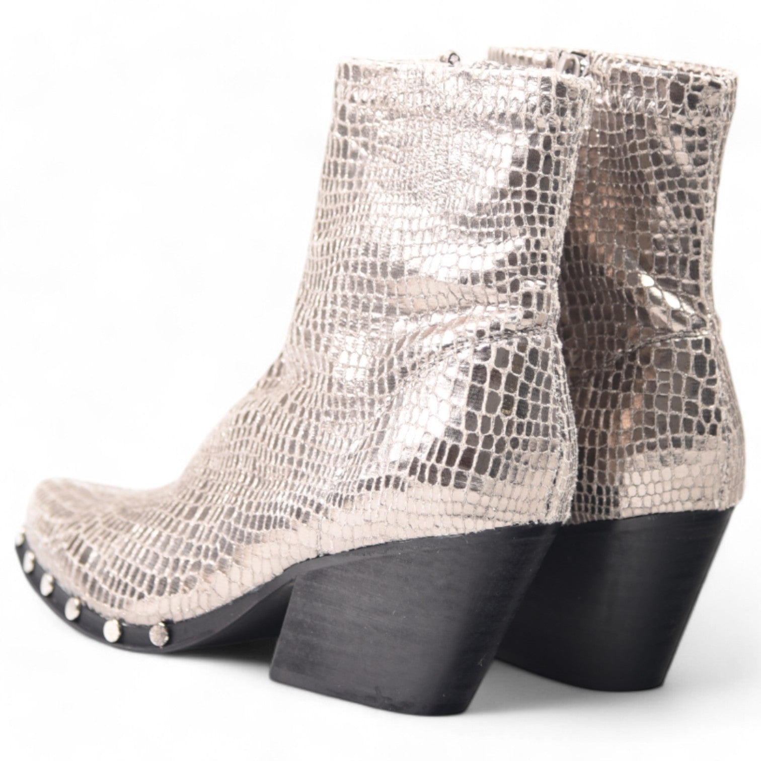Botines Corina Cowboy Tachas M4741 Plomo - imagen 4