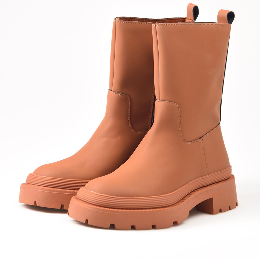 Botines Corina Piso Track M2711 Cuero - imagen 3