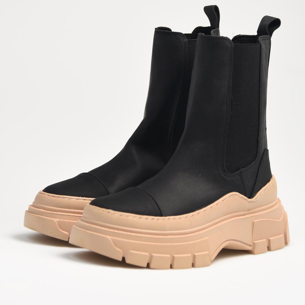 Botines Corina Piso Track M2740 Negro Beig - imagen 3