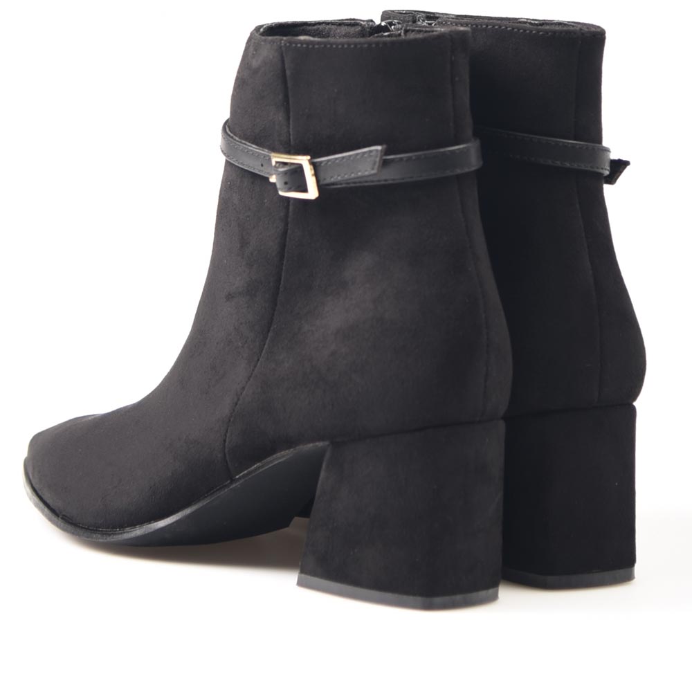 Botines Corina Tacón Tira Fina M4900 Negro - imagen 4