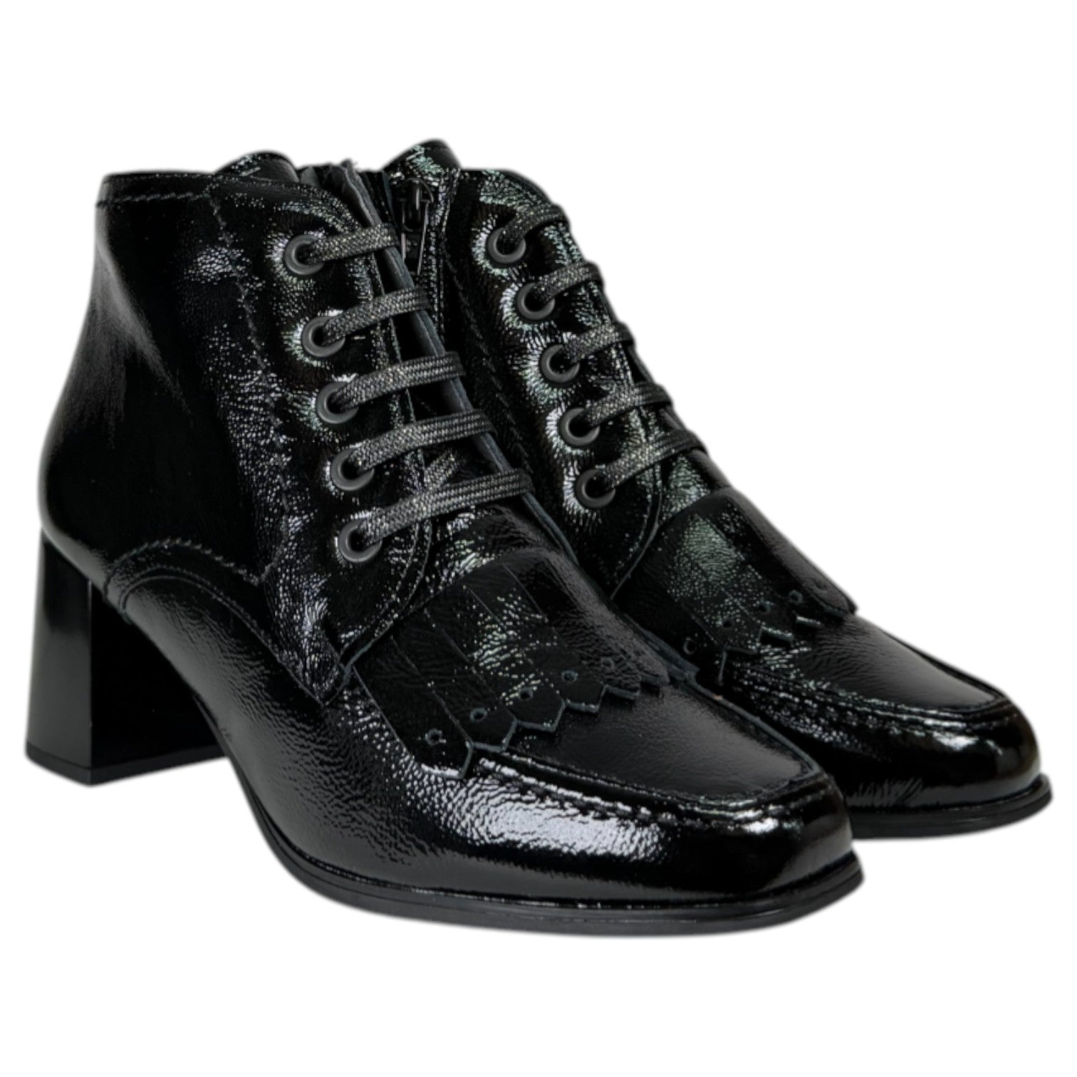 Botines Pitillos Tacón Charol Flecos 10833 Negro - imagen 2