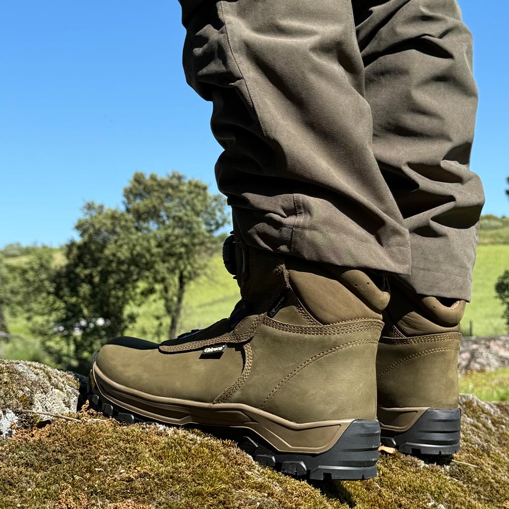 Botas de montaña y trekking Unisex Chiruca Boxer Boa 01 Gore-Tex Verde - imagen 4