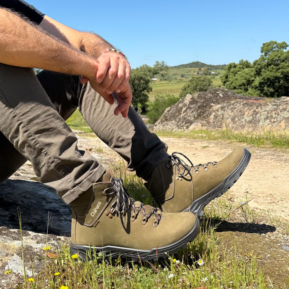 Botas de montaña y trekking Unisex Chiruca Cares 01 Gore-Tex Verde - imagen 2