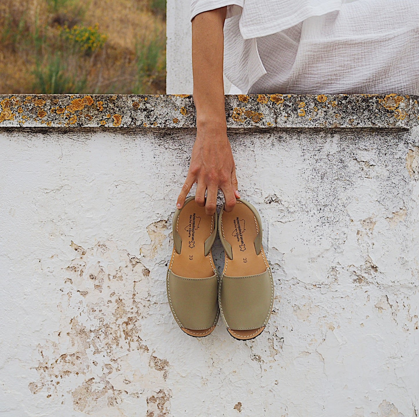 Sandalias Menorquinas Beige - imagen 4