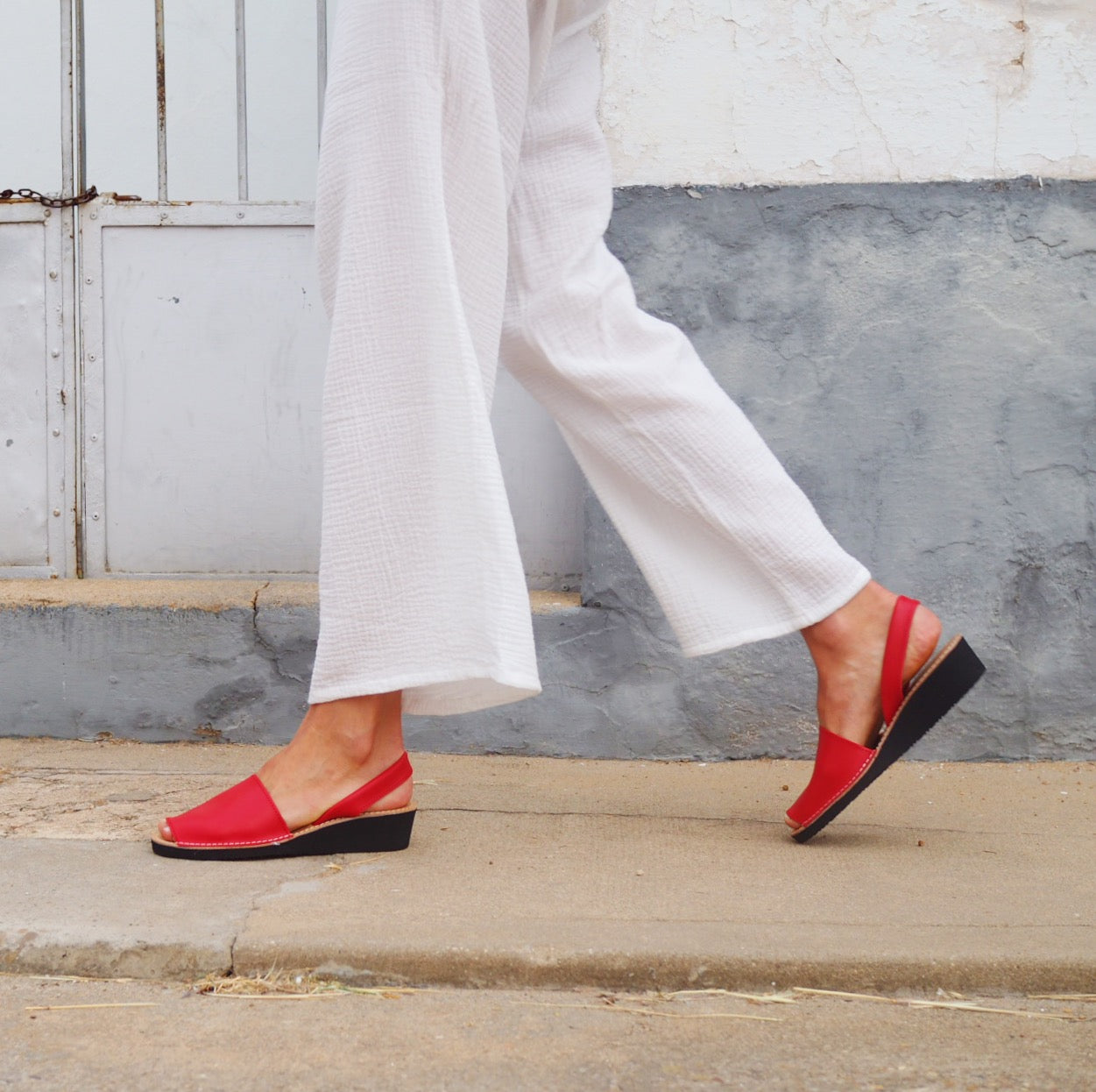 Sandalias Menorquinas Cuña Rojo - imagen 2