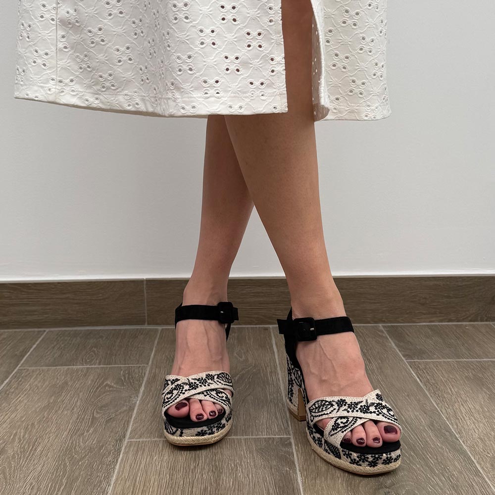 Sandalias de Esparto Mandarina Brígida Negro - imagen 4