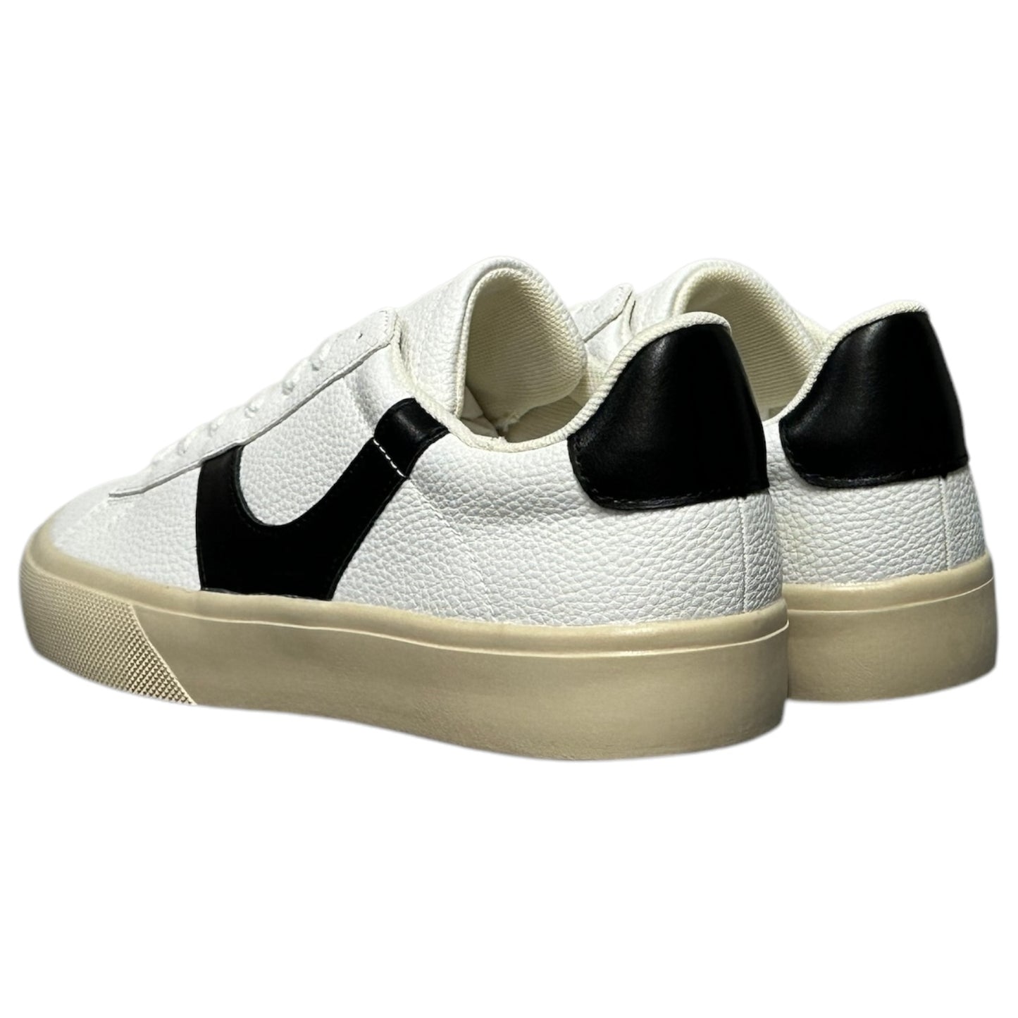 Zapatillas Corina M5060 Negro - imagen 6