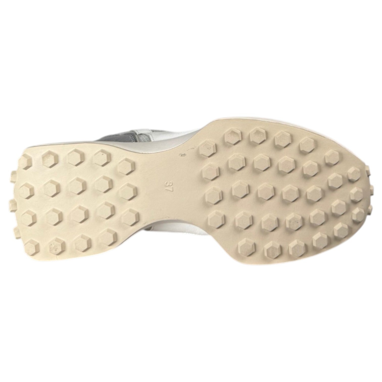 Zapatillas Corina M6070 Plata - imagen 7