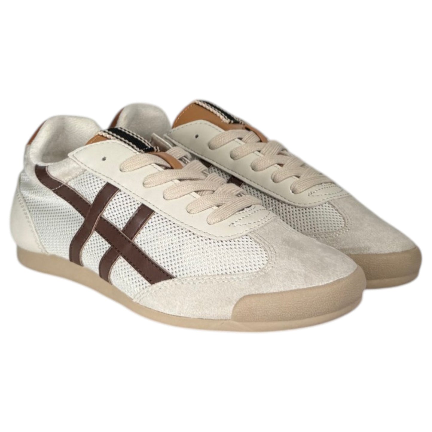 Zapatillas Corina Retro M6035 Beige Café - imagen 3