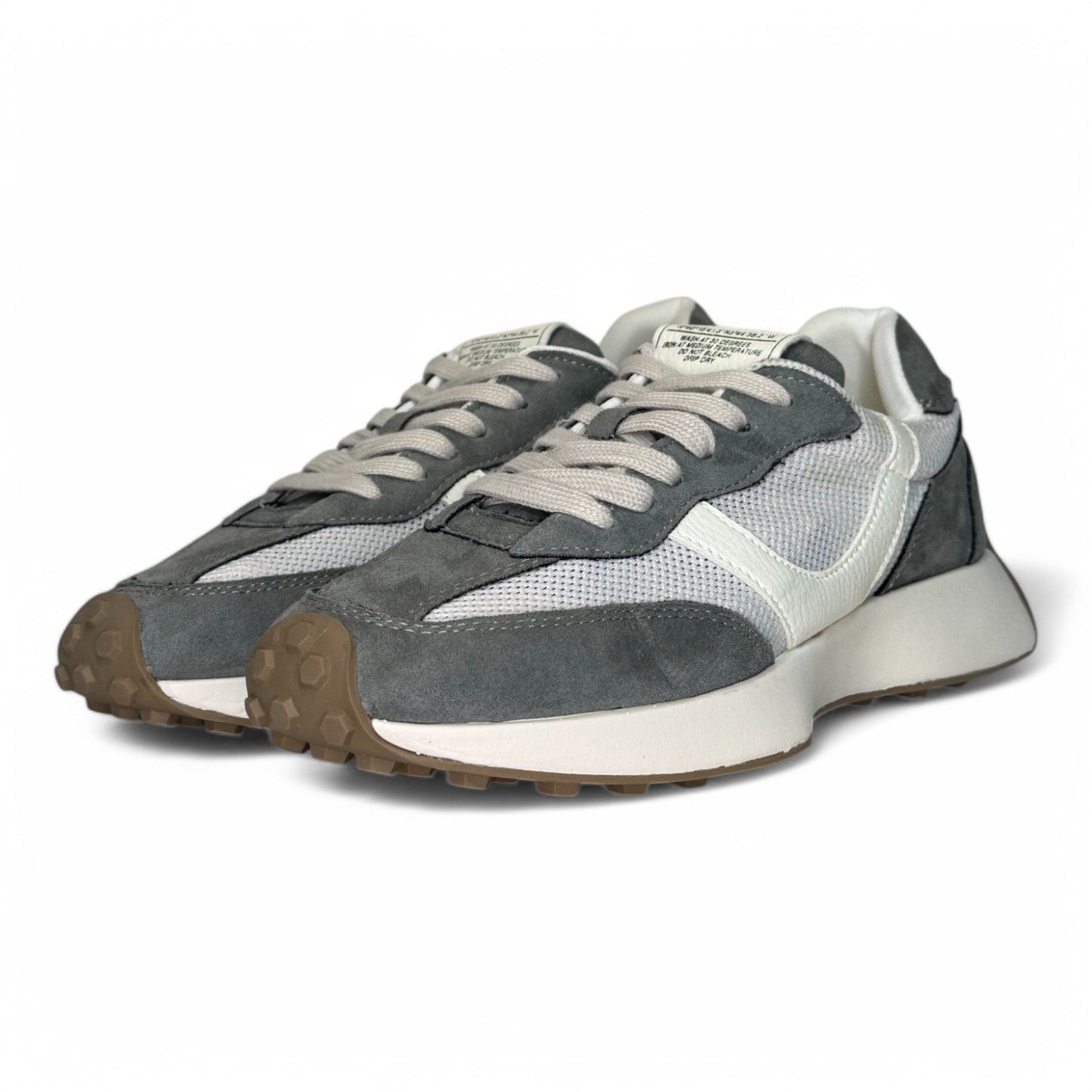Zapatillas Corina Retro Rejilla M5105 Gris - imagen 3