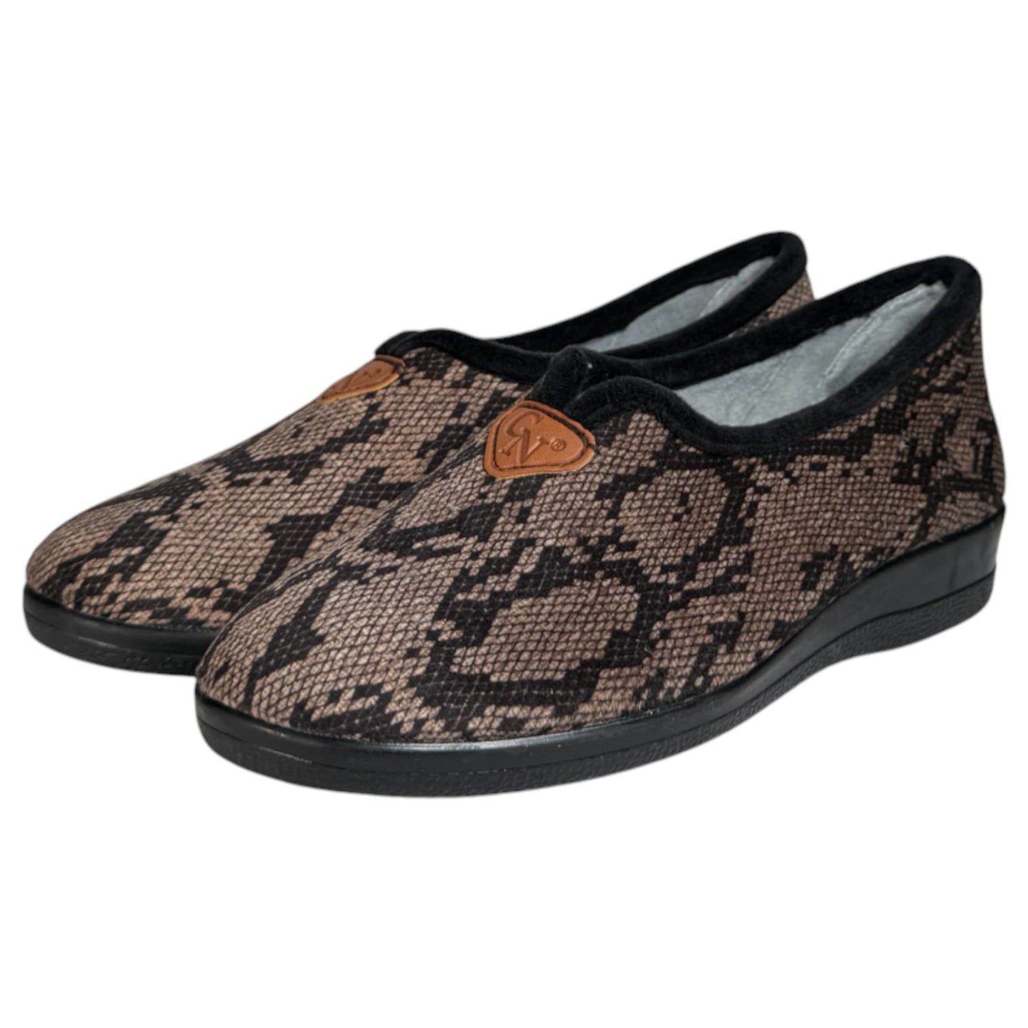 Zapatillas de Casa Natalia Gil Serpiente Cerradas 594 Marrón - imagen 4