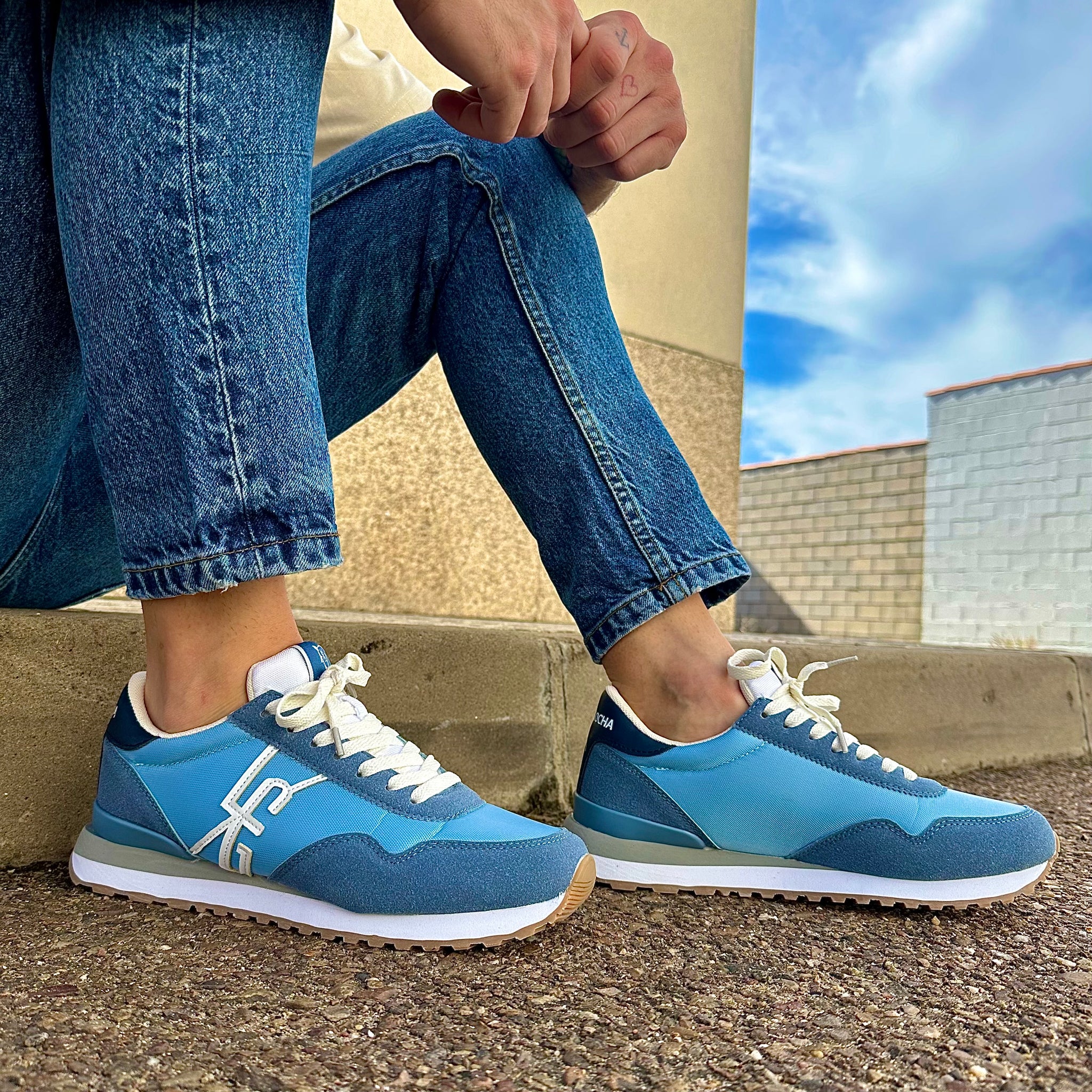 Zapatillas La Garrocha Berna S24ZA0259-214 Celeste - imagen 1