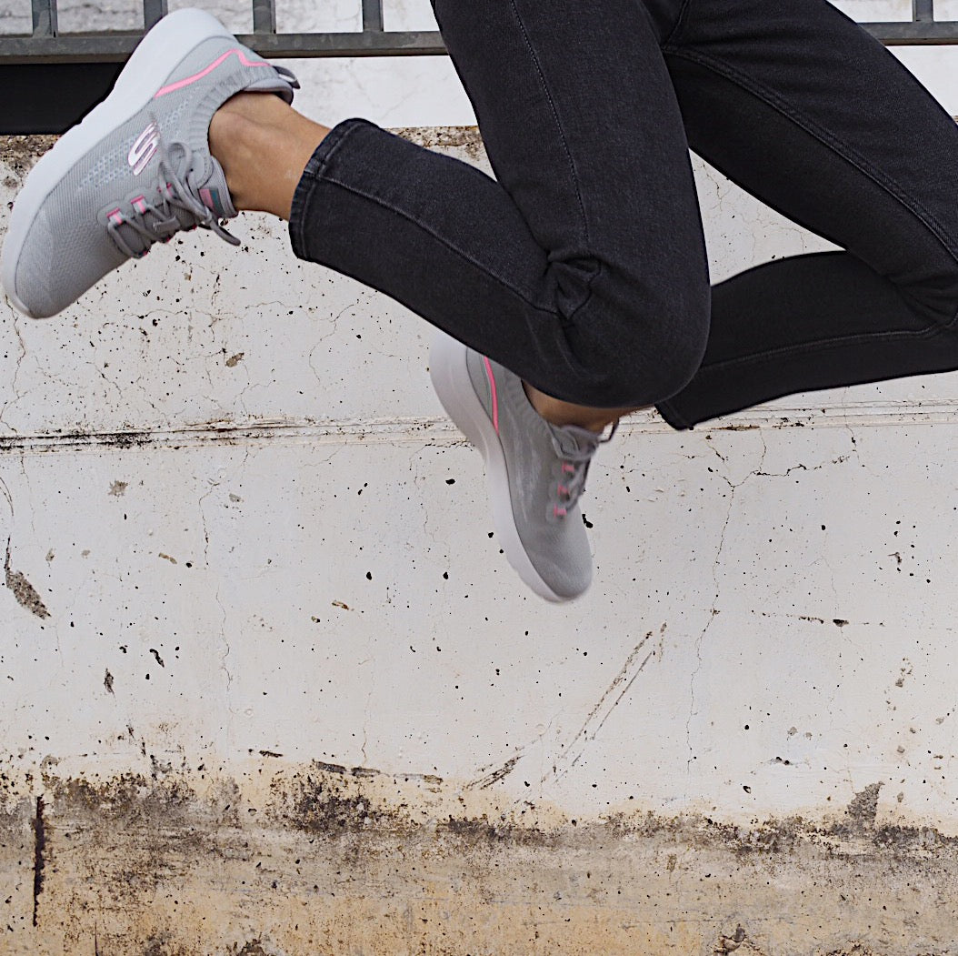 Zapatillas Skechers Dynamight 2.0 149546 Gris - imagen 9