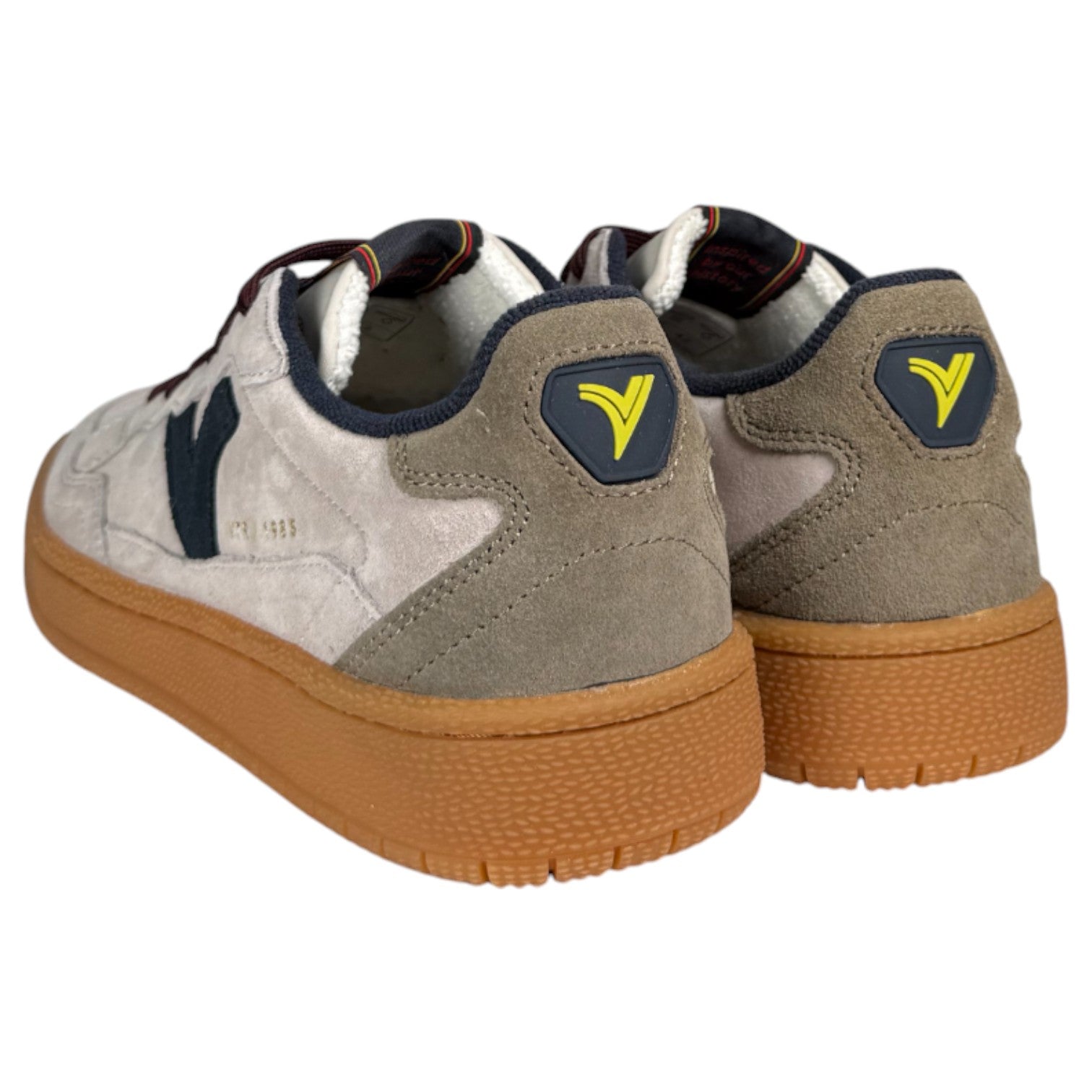 Zapatillas Victoria Smash-Suede 8806111 Taupe - imagen 4