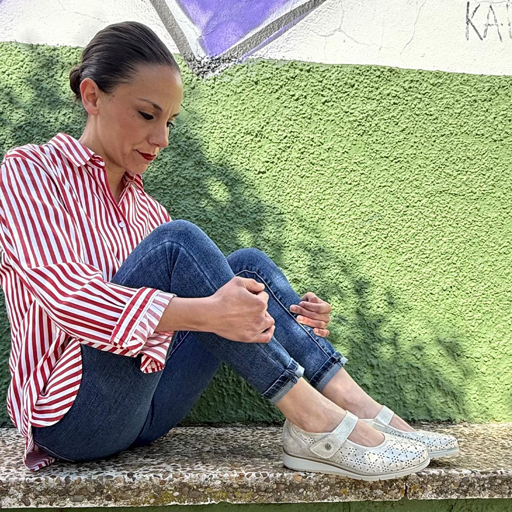 Zapatillos Pitillos Mercedita Troquelada 10334 Oro - imagen 2