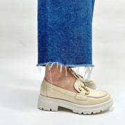 Zapatos Pitillos Estribo Charol 5651 Crema